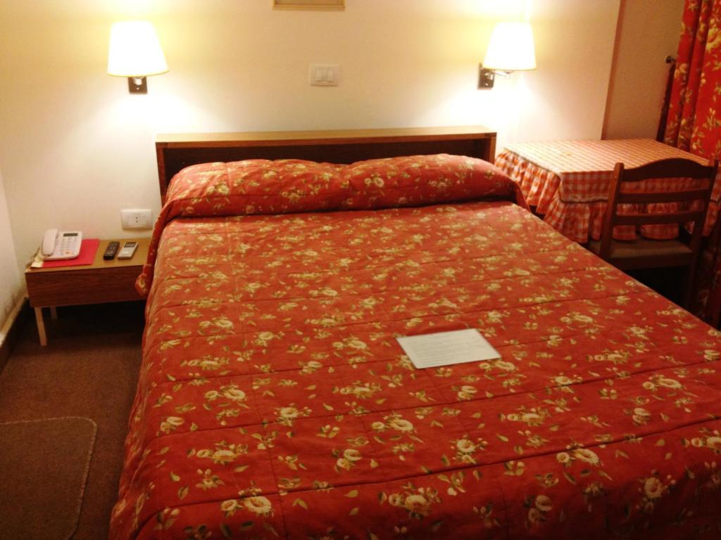Embassy Hotel Beirut Cameră foto